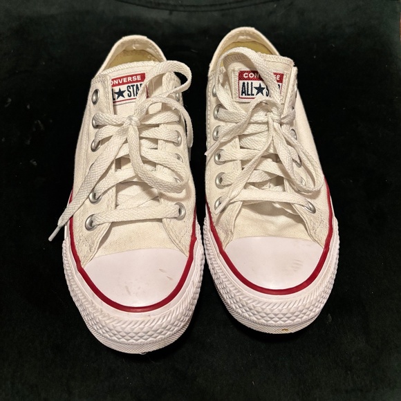 Converse White Low-Tops - Picture 2 of 10